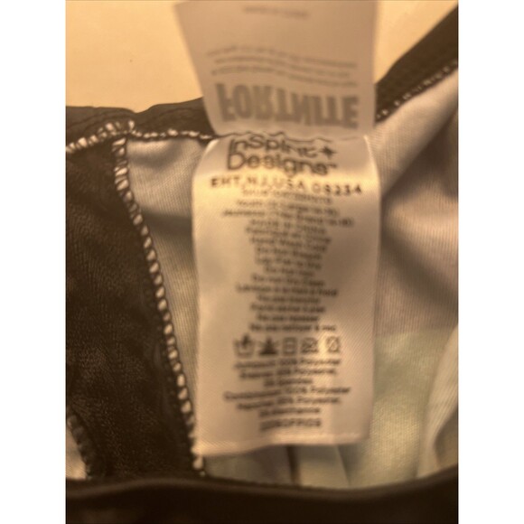 Fortnite Skull Trooper Kid 1-Piece Halloween Costume Jumpsuit Pick Your Size - Picture 3 of 15